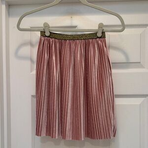 Gorgeous Nordstrom Girls Pink Velvet Pleated Skirt - Holiday Ready!